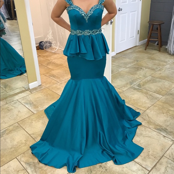 Teal Ritzee - Picture 3 of 3